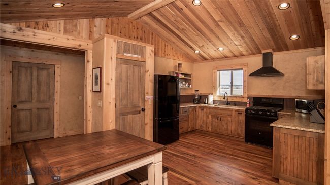 258 Howie Rd, Home with 6 bedrooms, 4 bathrooms and null parking in Big Timber MT | Image 74