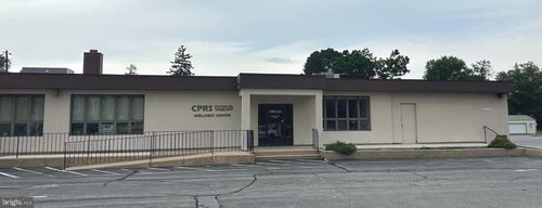 2 College Ave, MOUNTVILLE, PA, 17554-1546 | Card Image
