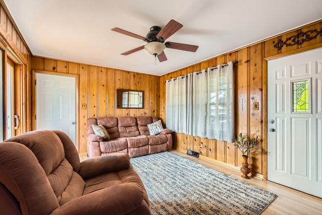 9001 Mobile Ave, House other with 3 bedrooms, 2 bathrooms and 6 parking in Oak Lawn IL | Image 13