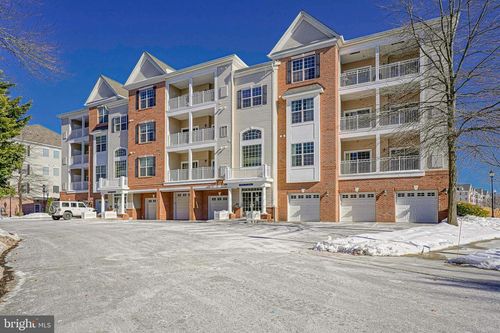 226 Breeders Cup Dr, CHERRY HILL, NJ, 08002-4062 | Card Image