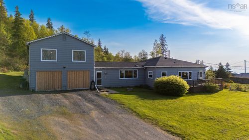 60 Cove Rd, Halls Harbour, NS, B0P1J0 | Card Image