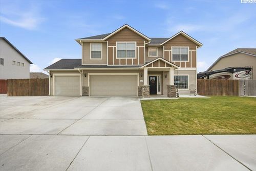 4612 Parley Dr, Pasco, WA, 99301-7127 | Card Image