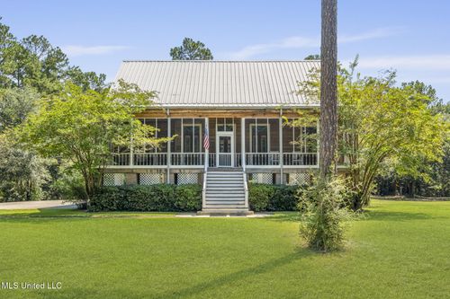 7711 Cuevas Town Rd, Picayune, MS, 39466-9726 | Card Image