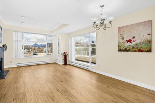 404-2340 Hawthorne Avenue, Port Coquitlam, BC, V3C1W9 | Card Image