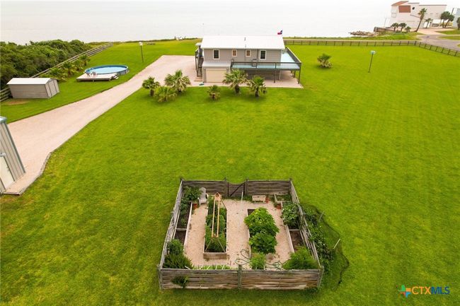 1007 N Washington St, House other with 3 bedrooms, 3 bathrooms and null parking in Port O Connor TX | Image 8