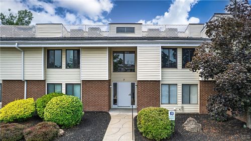 d-7 Southcreek Ct, East Amherst, NY, 14051 | Card Image