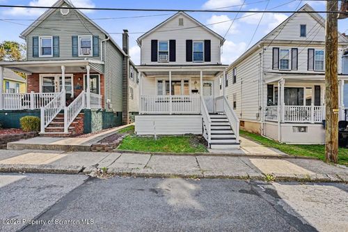 58 Poplar St, Plains, PA, 18705-1134 | Card Image