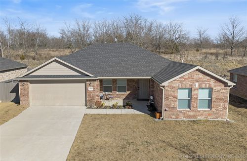 1006 Indian Plains Rd, Ardmore, OK, 73401-9457 | Card Image