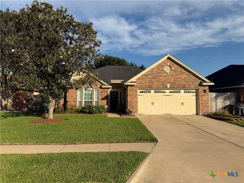 303 Arabian Dr, Victoria, TX, 77904-3250 | Card Image