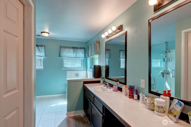 19802 118 Th Ave Ct E, House other with 3 bedrooms, 3 bathrooms and 4 parking in Graham WA | Image 19