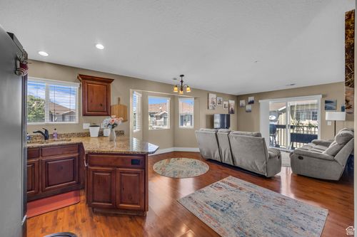 unit-j9-8248 S Resaca Dr, Sandy, UT, 84070-2089 | Card Image