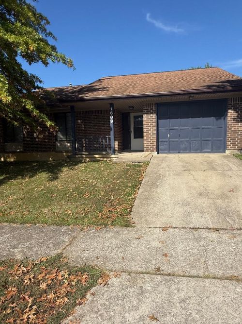 1609 Claywood Ct, Lexington, KY, 40515-7801 | Card Image
