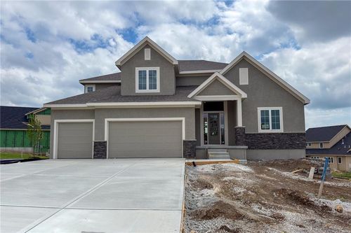 22077 W 99th Ter, Lenexa, KS, 66220 | Card Image