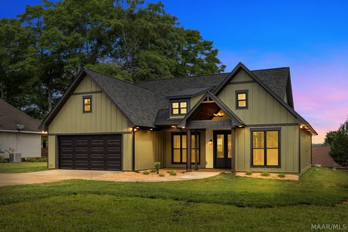 1604 4th Ave N, Clanton, AL, 35045-2504 | Card Image