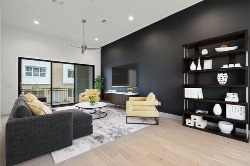 2-2805 Mccurdy St, Austin, TX, 78723-2895 | Card Image