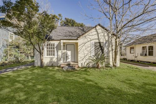 2214 Ashley St, Beaumont, TX, 77701-1022 | Card Image