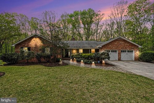 7 River Bluffs Dr, FREDERICKSBURG, VA, 22407-2313 | Card Image
