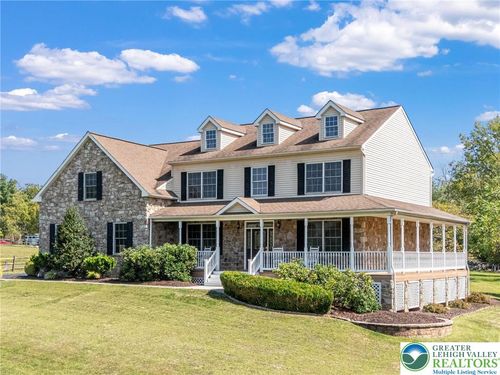 4161 Creek Rd, COLLEGEVILLE, PA, 19426-1118 | Card Image