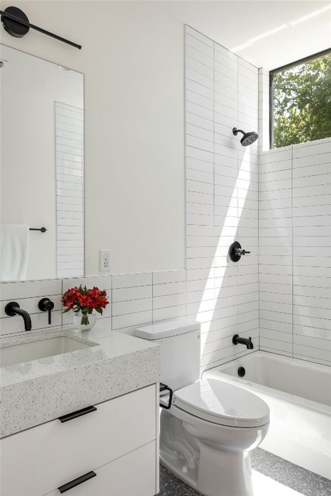 A - 303 W Elizabeth St, House other with 5 bedrooms, 5 bathrooms and 2 parking in Austin TX | Image 21