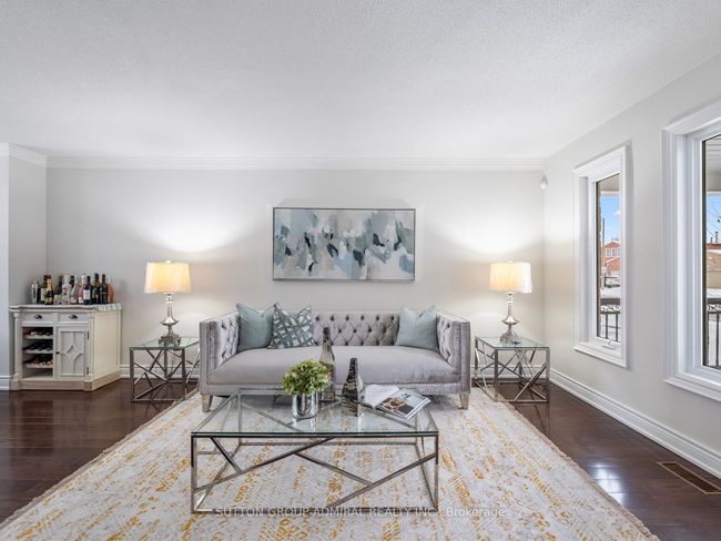 1552 Dellbrook Ave, House other with 5 bedrooms, 4 bathrooms and 4 parking in Pickering ON | Image 6
