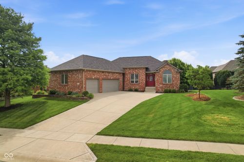 2937 Abbotsbury Ct, Greenwood, IN, 46143-6897 | Card Image
