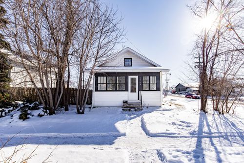 1548 3rd Avenue N, Fargo, ND, 58102 | Card Image