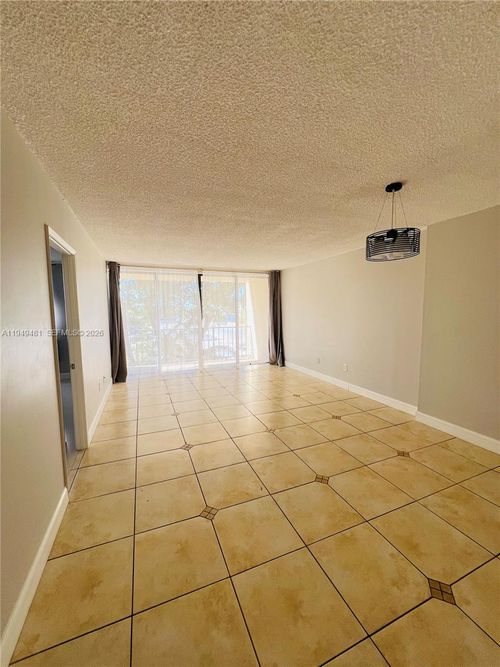 a408-1470 Ne 123rd St, North Miami, FL, 33161-6033 | Card Image