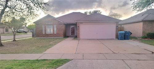 1002 La Mirada, Portland, TX, 78374-4132 | Card Image