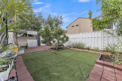 12145-12145 Begonia Way, Hollywood, FL, 33026-3616 | Card Image