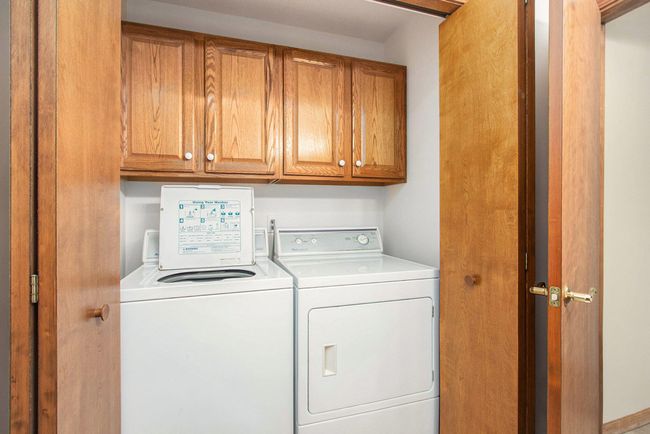 1067 Aspen Dr, Condo with 3 bedrooms, 3 bathrooms and null parking in Norton Shores MI | Image 15