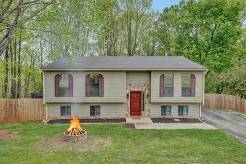 2176 Horn Cir, Vinton, VA, 24179 | Card Image