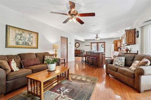2436 Cheryl Ann Dr, Burton, MI, 48519-1362 | Card Image