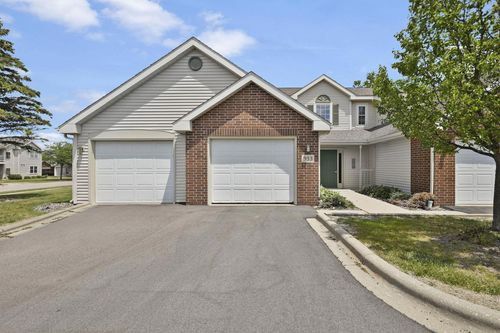 101-933 Park St, Oregon, WI, 53575-3631 | Card Image