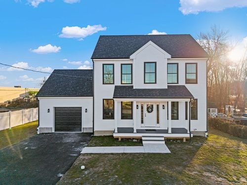 143 Meeson St, Fall River, MA, 02724-3014 | Card Image