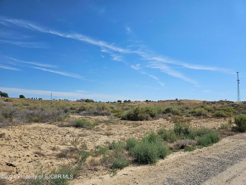 XX Road 6517, Kirtland, NM, 87417 | Card Image