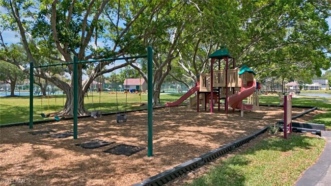 APT-1001 - 14571 Glen Cove Dr, Condo with 3 bedrooms, 2 bathrooms and null parking in FORT MYERS FL | Image 46