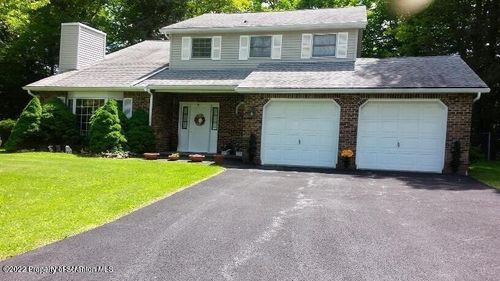 3142 Evergreen Cir, Tobyhanna, PA, 18466-8292 | Card Image