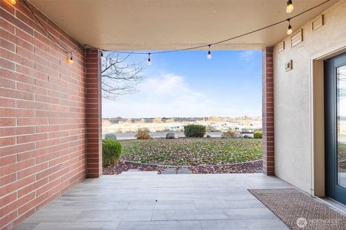 unit-d101-300 Columbia Point Dr, Richland, WA, 99352-4300 | Card Image