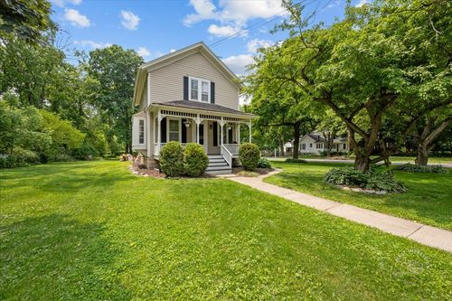 32W167 Army Trail Rd, Wayne, IL, 60184-2132 | Card Image
