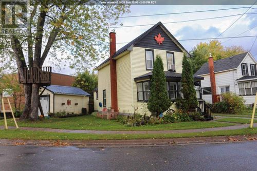 416 Northland Rd, Sault Ste. Marie, ON, P6C3N6 | Card Image