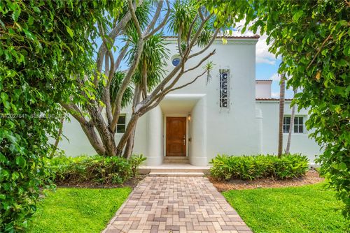 1776 Michigan Ave, Miami Beach, FL, 33139 | Card Image