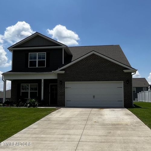 5737 Wildlife Cir, Piney Flats, TN, 37686-2925 | Card Image