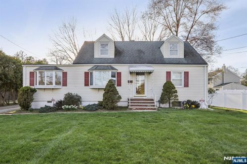 114 Crescent Ave, Waldwick, NJ, 07463-1360 | Card Image