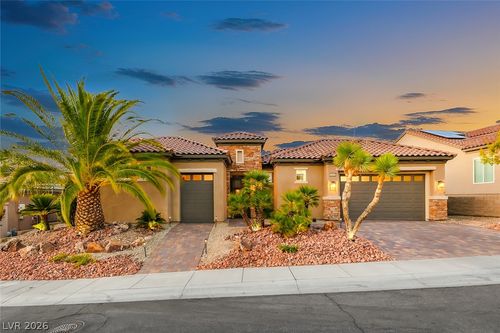 2948 Foxtail Creek Ave, Henderson, NV, 89052-7077 | Card Image