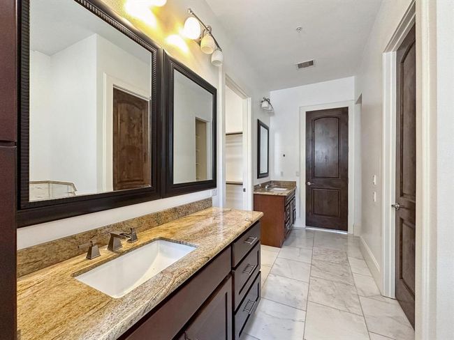 2014 Sabine St, House other with 4 bedrooms, 5 bathrooms and 2 parking in Houston TX | Image 31