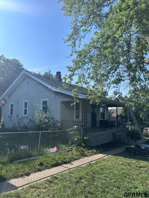 5425 S 23rd Street, Omaha, NE, 68107 | Card Image