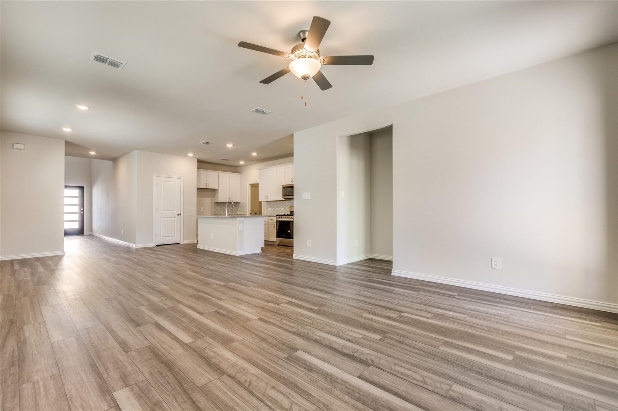 Residential Lease in Princeton 3