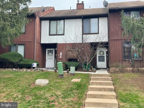 5 Willow Way, READING, PA, 19606 | Card Image
