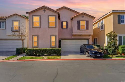 417 Swansea, Escondido, CA, 92027 | Card Image