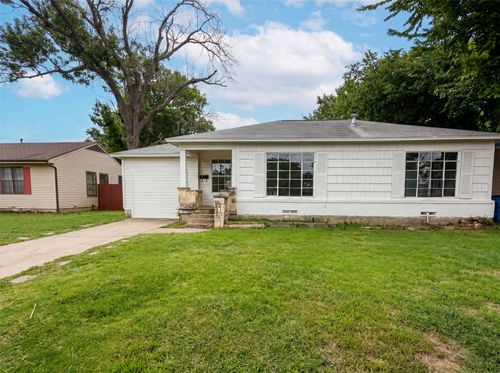 11216 Barbarosa Dr, Dallas, TX, 75228-2117 | Card Image